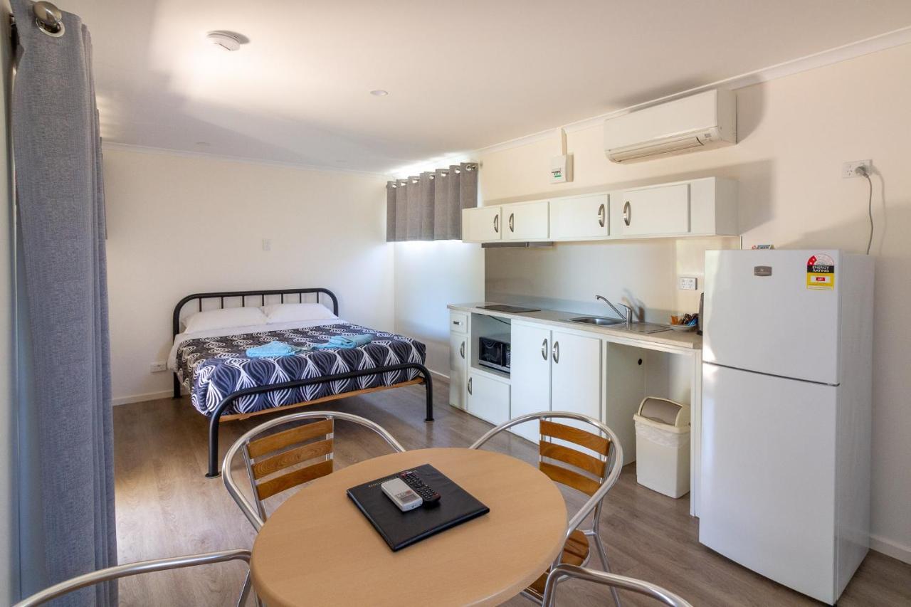 Paringa Caravan Park Renmark Exteriör bild