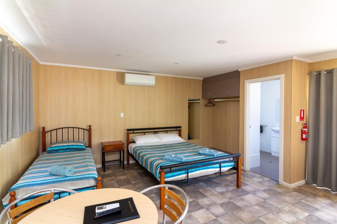 Paringa Caravan Park Renmark Exteriör bild