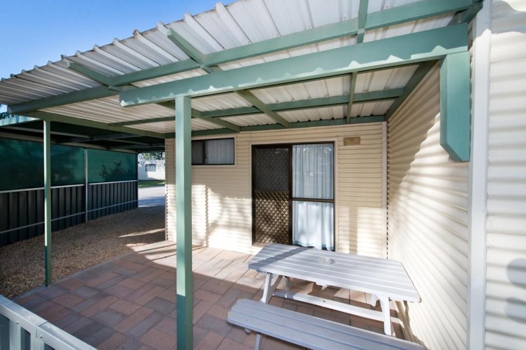 Paringa Caravan Park Renmark Exteriör bild