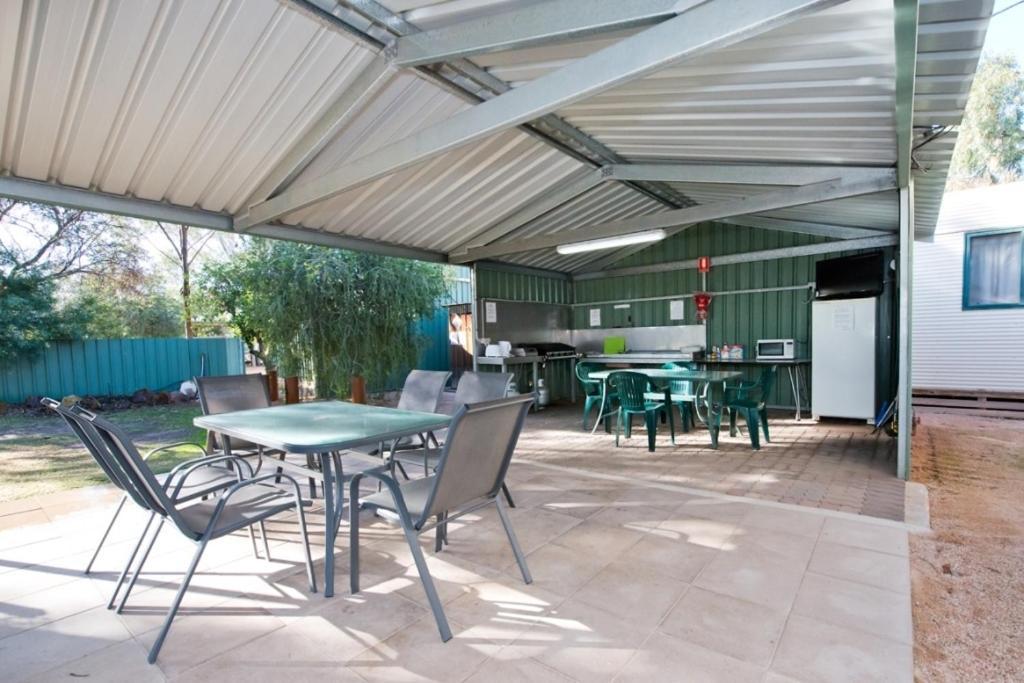 Paringa Caravan Park Renmark Exteriör bild